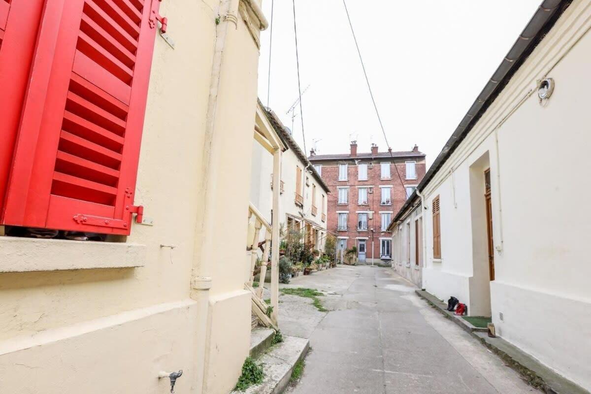 Appart' Hotel Pink Cosy 5Min Rer Proche Paris โอแบวีลีเย ภายนอก รูปภาพ